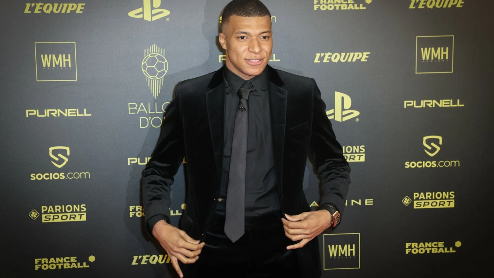 Мбаппе: «Я буду голосовать за Месси, он заслужил «Золотой мяч»